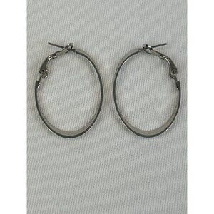 Vintage Silver Tone Flat Hoop Earrings Hinged Closure